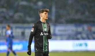 2. Bundesliga: Hannover besiegt Hertha - FCK schlägt Fürth