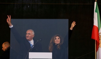 Pahlavi bei Kundgebung in München: Möchte ''Übergang'' im Iran anführen