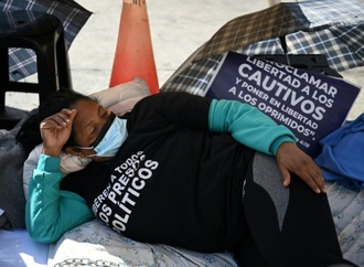 Angehörige von politischen Gefangenen in Venezuela treten in den Hungerstreik