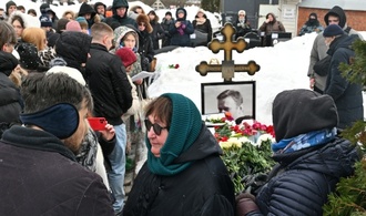 Mutter von Nawalny fordert ''Gerechtigkeit'' für ihren ''ermordeten'' Sohn