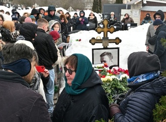 Mutter von Nawalny fordert ''Gerechtigkeit'' für ihren ''ermordeten'' Sohn