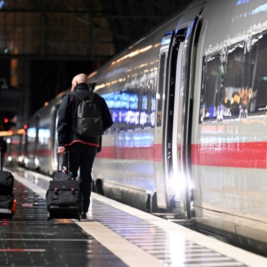 Bahn: Generalsanierung der Strecke Hamburg-Berlin deutlich in Verzug