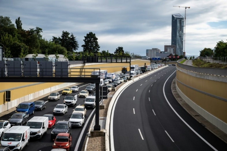 Verdi ruft bundesweit zu Streiks bei Autobahn GmbH auf - Auch Elbtunnel betroffen