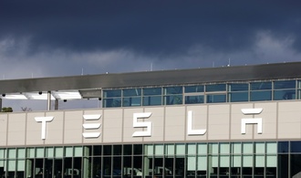 IG Metall stellt Strafanzeige gegen Tesla-Geschäftführer in Grünheide