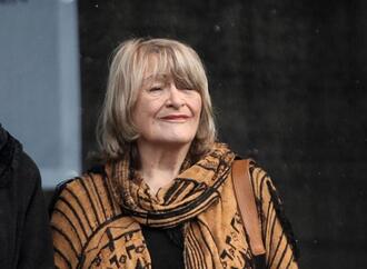 Schwarzer erwartet von Weidel-Kanzlerschaft Ermutigung von Frauen