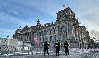 Entwarnung nach Feuerwehreinsatz im Reichstagsgebäude