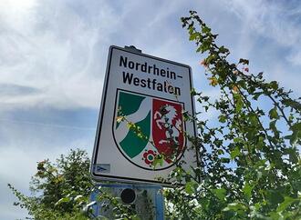 NRW hält bei Beamtenbesoldung an fiktivem Partnereinkommen fest