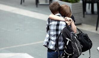 Umfrage: Jeder Vierte unter 30 beendet Beziehungen per Messenger