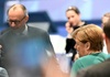 Ex-Kanzlerin Merkel mit großem Applaus bei CDU-Parteitag empfangen