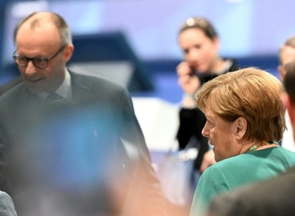 Ex-Kanzlerin Merkel mit großem Applaus bei CDU-Parteitag empfangen