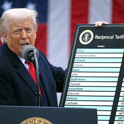 Schwere Niederlage für Trump: Oberstes US-Gericht kippt Großteil seiner Zölle