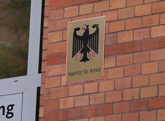 Regierung fehlt Überblick über Ausreise von Kurzzeit-Arbeitskräften