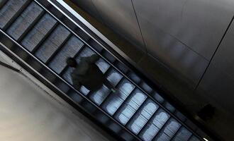 Ministerium drängt Bahn zu schneller Reparatur kaputter Rolltreppen