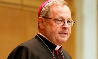 Bischof Bätzing gegen AfD-Verbot: Löst Probleme nicht