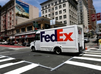 Nach Urteil gegen Trumps Zölle: US-Lieferunternehmen Fedex verklagt US-Regierung