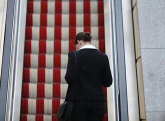 Verdienstungleichheit auf dem Arbeitsmarkt stagniert