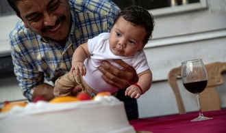 Rechte leiblicher Väter bei Vaterschaftsverfahren werden gestärkt