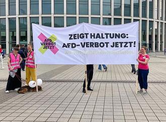 SPD hält an Prüfung von AfD-Verbotsverfahren fest