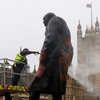 Churchill-Statue in London mit Farbe und pro-palästinensischen Sprüchen beschmiert