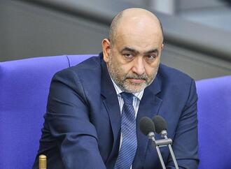 Nouripour will mehr ''Beinfreiheit'' für Grünen-Spitze