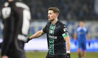 2. Bundesliga: Hannover 96 siegt knapp gegen Arminia Bielefeld