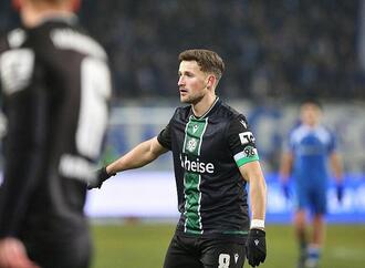 2. Bundesliga: Hannover 96 siegt knapp gegen Arminia Bielefeld