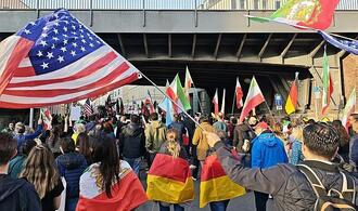 Tausende begrüßen bei Demo in Berlin Angriff auf den Iran