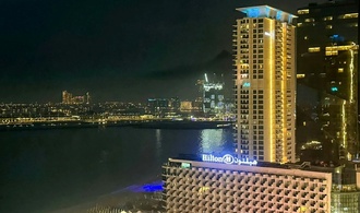 Augenzeugen: Explosion auf bekannter künstlicher Inselgruppe in Dubai