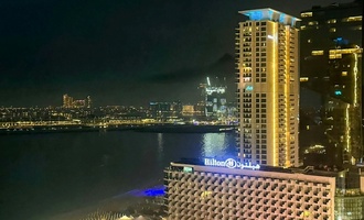 Augenzeugen: Explosion auf bekannter künstlicher Inselgruppe in Dubai