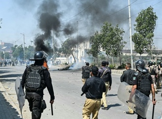 Nach Angriffen auf den Iran: Mindestens neun Tote bei Protesten vor US-Konsulat in Pakistan