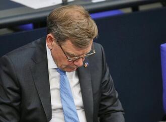 Wadephul: Keine militärische Evakuierung aus Emiraten möglich