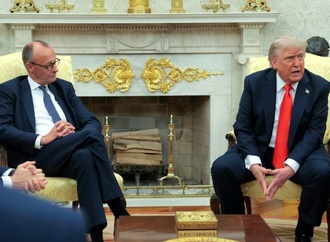 Merz bricht zu Reise in die USA auf - Treffen mit Trump am Dienstag