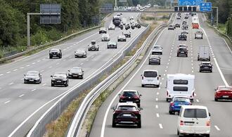 Beiträge zu Kfz-Versicherung steigen mit zunehmendem Alter deutlich