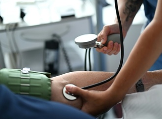 Medizinische Fachangestellte beliebtester Ausbildungsberuf bei Frauen