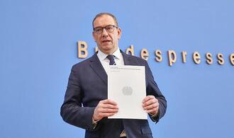 Wehrbeauftragter fordert mehr Werbung für Litauen-Brigade