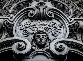 Exfreundin vor Wohnung in Berlin erstochen: Bundesgerichtshof bestätigt Mordurteil