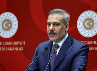 Türkischer Außenminister: Iranische Vergeltungsangriffe in Golfstaaten ''falsche Strategie''