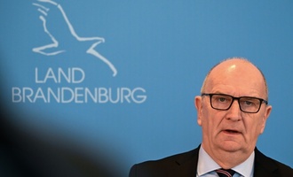 SPD und CDU in Brandenburg stellen Koalitionsvertrag vor