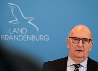 SPD und CDU in Brandenburg stellen Koalitionsvertrag vor