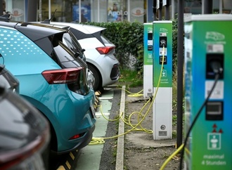 Ifo-Umfrage: Geschäftsklima in der Autoindustrie im Februar verbessert