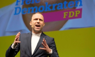 Berlin: Stellvertretender FDP-Chef tritt aus Partei aus und will CDU unterstützen