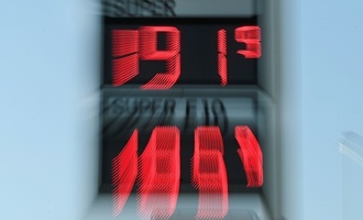 Sprunghaft gestiegene Energiepreise: Politik diskutiert über Folgen