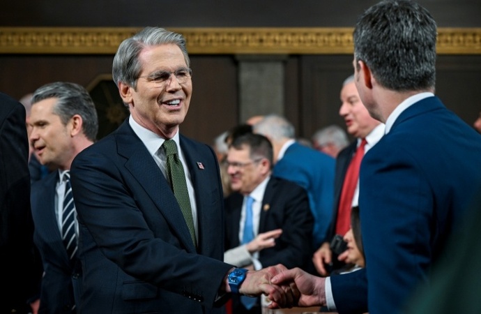 Bessent: USA erhöhen globalen Zoll wohl diese Woche auf 15 Prozent