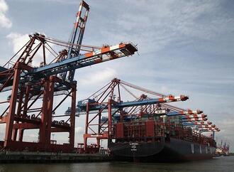 Hapag-Lloyd zweifelt an Trump-Geleitschutz für Schiffe