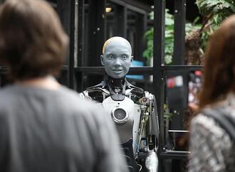 Religionswissenschaftlerin: Tech-Eliten machen KI zur Heilslehre