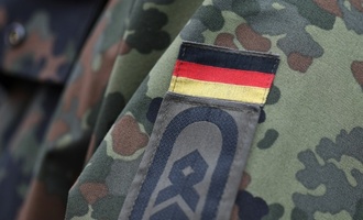 Bundeswehrlastwagen in Niedersachsen durch Feuer zerstört - Ursache wird geprüft