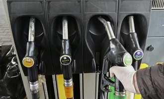 Spritpreise steigen weiter - Diesel und Benzin über zwei Euro