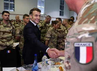 Frankreich erlaubt US-Flugzeugen in Golfregion Nutzung seiner Militärstützpunkte