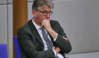 Weimer in Buchhandlungs-Affäre weiter unter Druck