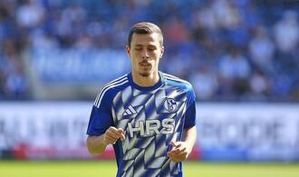 2. Bundesliga: Schalke verteidigt Tabellenführung